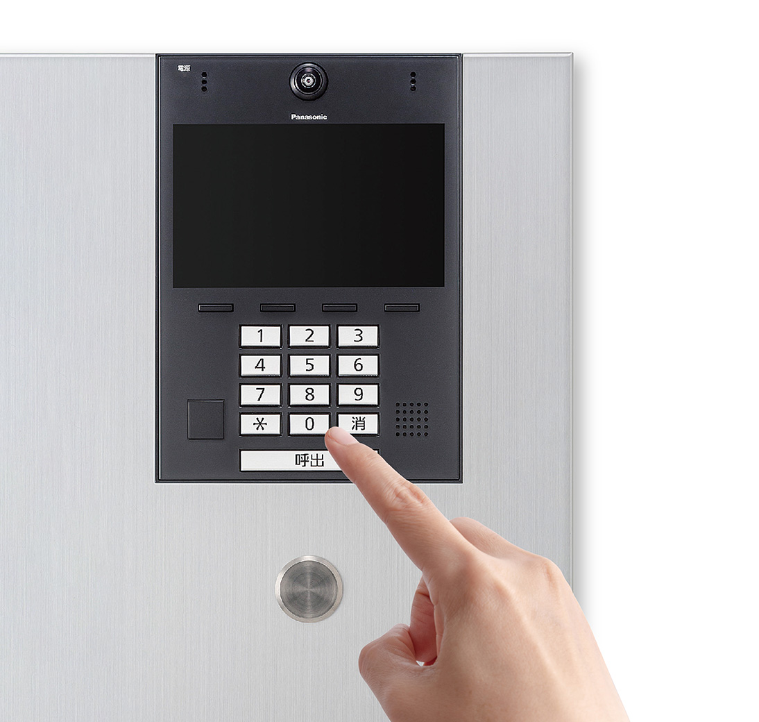 マンションのエントランスに設置されたインターホン